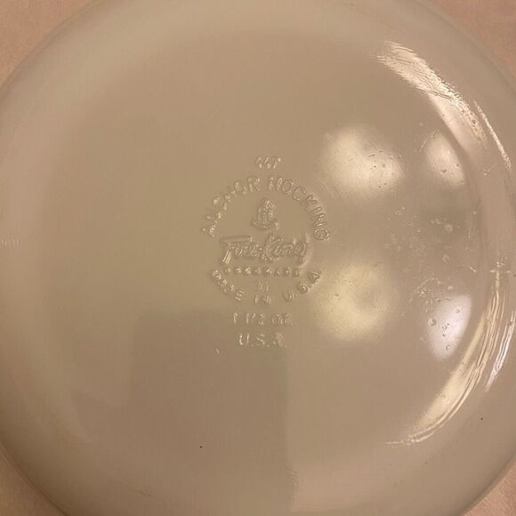 Vintage Fire King Anchor Hocking 1.5 Q Casserole Dish -1960's - Picture 7 of 9